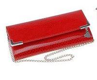 Кошелёк женский красный