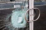 Услуги: УДАРОПРОЧНЫЕ (ЗАЩИТНЫЕ)  ПЛЕНКИ НА ОКНА. ДНЕПРОПЕТРОВСК.