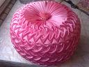 Подушка круглая розовая