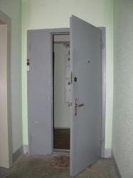 Тамбурные двери