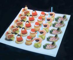 Amuses-bouches des poissons variées.