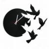 Необычные часы "Летящие голуби"