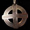 Кельтский крест равносторонний,  4 на 4,5 см.