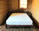 Кровати для спальни из массива