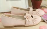 Симпатичный розовый цветок обувь