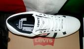 Кроссовки мужские кожаные фирмы LEVI'S оригинал из Италии